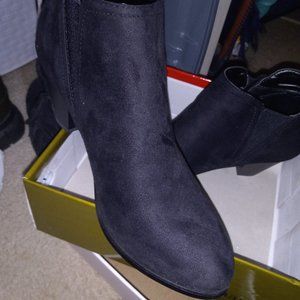 Ankle boots